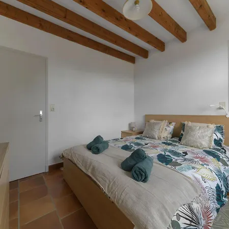 Holiday home Maison Berylune - Maison 2 Chambres Avec Parking Et Jardin *