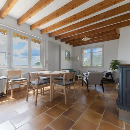 Holiday home Maison Berylune - Maison 2 Chambres Avec Parking Et Jardin