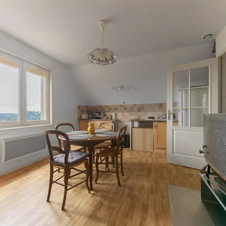 Maison Berylune - Maison 2 Chambres Avec Parking Et Jardin * Abrest